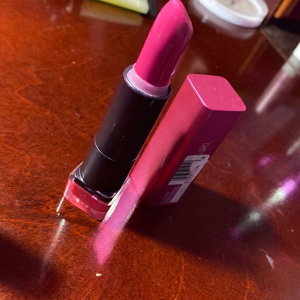 Cover girl lip stick